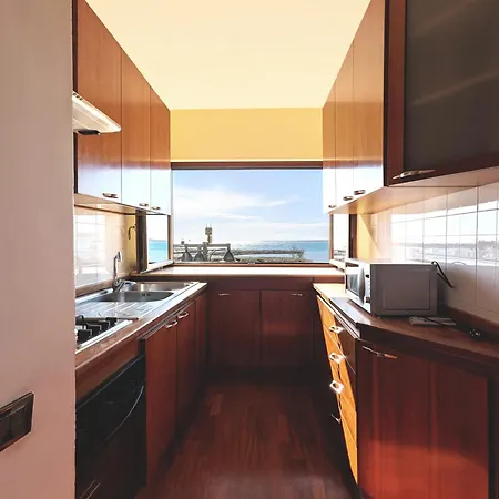The Superhost -marina Vista Mare شقة